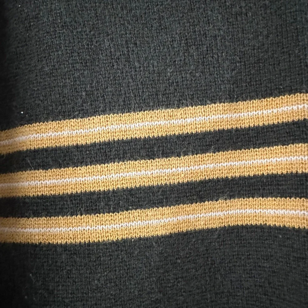 Vintage American Eagle Outfitters Men's Green Gold Striped V Neck Sweater Size S